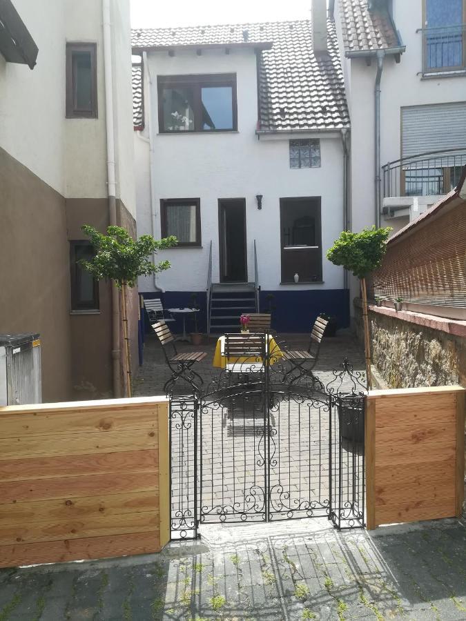 劳达·康宁思霍芬Haus Haas Zimmer&Fewo公寓 外观 照片